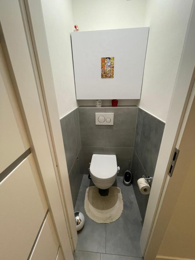 We Apartment - Close To The Center & City View, Self Check-In 24H Banská Bystrica Eksteriør bilde