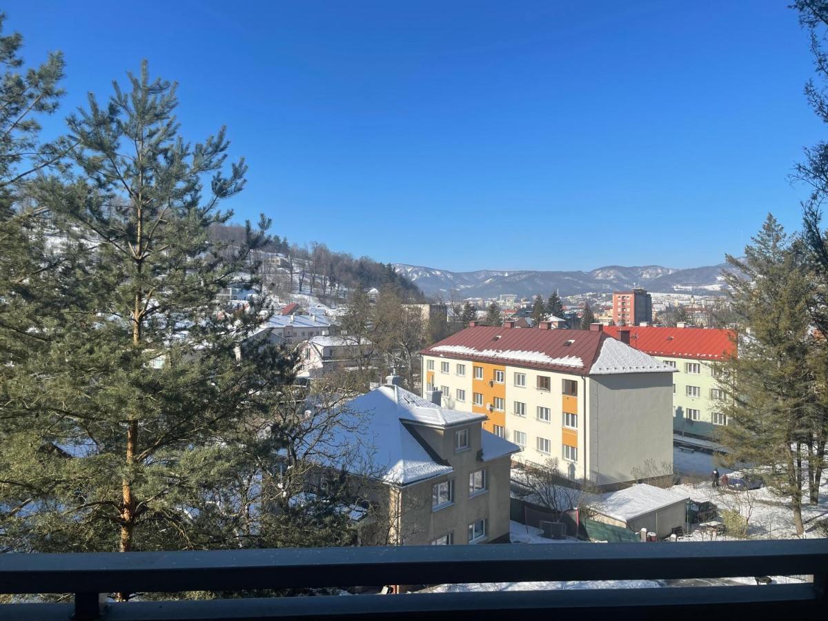 We Apartment - Close To The Center & City View, Self Check-In 24H Banská Bystrica Eksteriør bilde